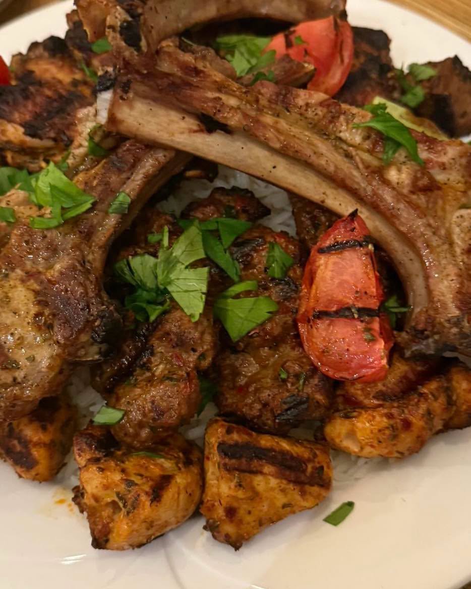 Flame-grilled lamb chops